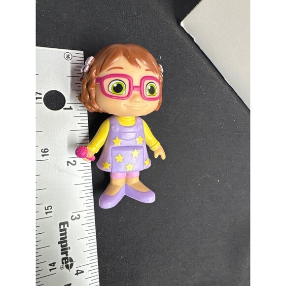 Cocomelon Toy Figures Set Of 4 - JJ Cody Nina & TomTom - 3" Tall - Picture 3 of 4